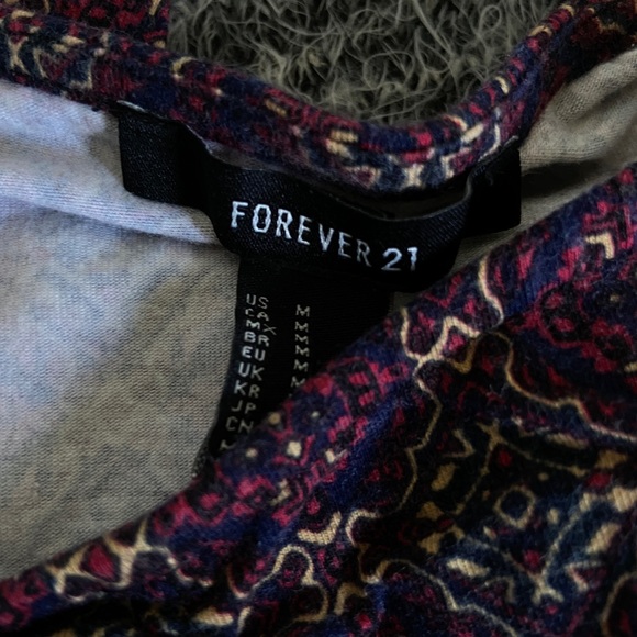 TRIBAL CROP TOP♥️ - Picture 2 of 2